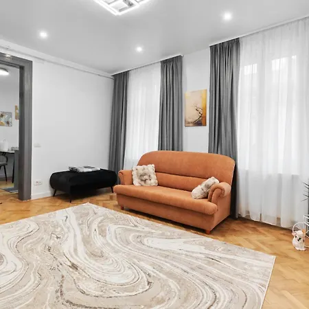 Soos Apartamento *